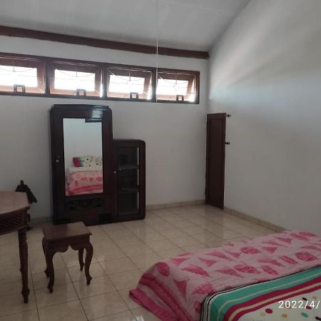 Kelana 2 Nice Homestay Semarang Exterior foto